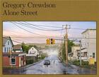 Couverture du livre « Gregory Crewdson : alone street » de Gregory Crewdson aux éditions Aperture