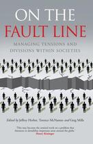 Couverture du livre « On the Faultline » de Terence Mcnamee aux éditions Profil Digital