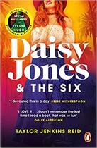 Couverture du livre « Daisy jones and the six » de Taylor Jenkins Reid aux éditions Random House Uk