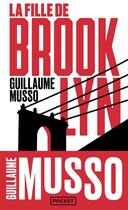 Couverture du livre « La fille de Brooklyn » de Guillaume Musso aux éditions Pocket