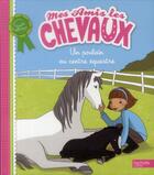 Couverture du livre « Mes amis les chevaux ; un poulain au centre équestre » de Sophie Thalmann aux éditions Hachette Jeunesse