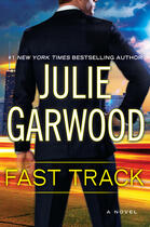 Couverture du livre « Fast Track » de Julie Garwood aux éditions Penguin Group Us