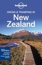 Couverture du livre « Hiking & tramping in New Zealand (7e édition) » de Sarah Bennett aux éditions Lonely Planet France