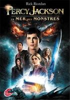 Couverture du livre « Percy Jackson t.2 ; la mer des monstres » de Rick Riordan aux éditions Le Livre De Poche Jeunesse