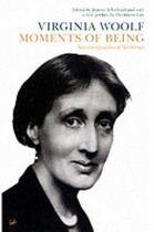 Couverture du livre « MOMENTS OF BEING » de Virginia Woolf aux éditions Pimlico