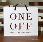 Couverture du livre « One off - independent retail design » de Dowdy Clare aux éditions Laurence King