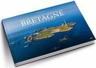 Couverture du livre « Vol au-dessus du littoral de Bretagne-Finistère » de Jerome Houyvet aux éditions Big Red One