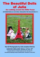 Couverture du livre « The beautiful dolls of Julia are walking around the Eiffel Tower » de Julia-Josepha-Patricia Sanchez aux éditions Croire Savoir Vouloir