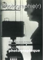 Couverture du livre « Photographie(r) - numéro 8021 juin 2001 » de Michel Frizot et Cedric De Veigy aux éditions Cnrs