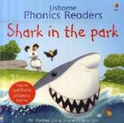 Couverture du livre « Shark in the park » de Phil Roxbee Cox et Stephen Cartwright aux éditions Usborne