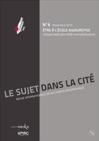 Couverture du livre « Être à l'école aujourd'hui, citoyenneté, pluralité, mondialisation » de  aux éditions Teraedre