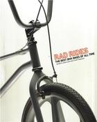 Couverture du livre « Rad rides » de Intercity aux éditions Laurence King