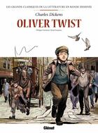 Couverture du livre « Oliver Twist en BD » de Philippe Chanoinat et David Cerqueira aux éditions Glenat