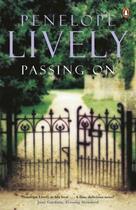 Couverture du livre « Passing On » de Penelope Lively aux éditions Adult Pbs