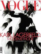 Couverture du livre « Vogue special karl lagerfeld. modemethode » de Vogue aux éditions Steidl