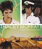 Couverture du livre « Tracey moffatt between dreams reality » de Filippo Maggia aux éditions Skira