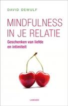 Couverture du livre « Mindfulness in je relatie » de David Dewulf aux éditions Uitgeverij Lannoo