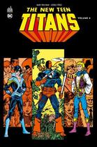 Couverture du livre « The New teen titans Tome 4 » de George Perez et Marv Wolfman aux éditions Urban Comics