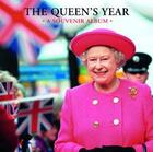 Couverture du livre « The queen's year » de David Oakey aux éditions Royal Collection