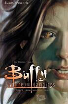 Couverture du livre « Buffy contre les vampires - saison 8 t.4 : autre temps, autre tueuse » de Jeph Loeb et Joss Whedon et Georges Jeanty et Karl Moline aux éditions Panini