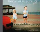 Couverture du livre « The last resort » de Martin Parr et Gerry Badger aux éditions Andre Frere