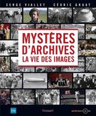 Couverture du livre « Mystères d'archives » de Serge Viallet et Cedric Gruat aux éditions Grund