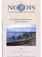 Couverture du livre « Revue NOROIS Tome 211 : Norois, n° 211/2009-2 : Eau, pêche, tourisme rural, conflits d'usage » de Pur aux éditions Pu De Rennes