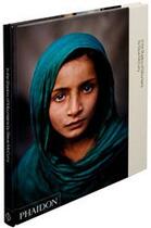 Couverture du livre « In the shadow of mountains » de Steve Mccurry aux éditions Phaidon Press