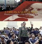 Couverture du livre « Liu heung shing a life in a sea of red » de Liu Heng Shing aux éditions Steidl