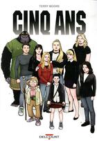 Couverture du livre « Cinq ans » de Terry Moore aux éditions Delcourt