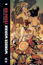 Couverture du livre « Wonder Woman - Terre-un Tome 3 » de Grant Morrison aux éditions Urban Comics
