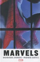 Couverture du livre « Marvels » de Alex Ross et Kurt Busiek aux éditions Panini