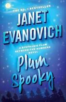 Couverture du livre « PLUM SPOOKY » de Janet Evanovich aux éditions Review