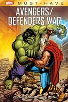 Couverture du livre « Avengers / Defenders War » de Steve Englehart et Sal Buscema et Bob Brown aux éditions Panini