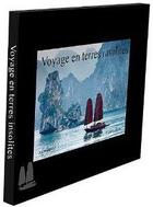 Couverture du livre « Voyage en terre insolite » de Wolfe et Lemoine aux éditions Sky Comm