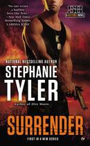 Couverture du livre « Surrender » de Tyler Stephanie aux éditions Penguin Group Us