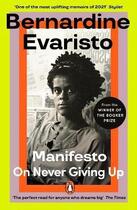 Couverture du livre « MANIFESTO » de Bernardine Evaristo aux éditions Penguin