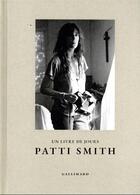 Couverture du livre « Un livre de jours » de Patti Smith aux éditions Gallimard