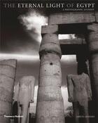 Couverture du livre « The eternal light of egypt a photographic journey » de Sanders Sarite aux éditions Thames & Hudson