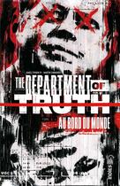 Couverture du livre « The department of truth Tome 1 : au bord du monde » de James Tynion et Martin Simmonds aux éditions Urban Comics