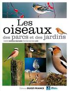 Couverture du livre « Les oiseaux des parcs et des jardins » de Nicolas Macaire aux éditions Ouest France