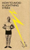 Couverture du livre « How to avoid a lightning strike » de Nic Compton aux éditions Ivy Press