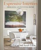 Couverture du livre « Expressive interiors : designing an inviting home » de  aux éditions Rizzoli