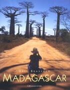 Couverture du livre « Madagascar » de Xavier Van Der Stappen et Eric Brasseur aux éditions Renaissance Du Livre