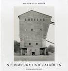 Couverture du livre « Bernd & Hilla Becher ; steinwerke und kalköfen » de Bernd Becher et Hilla Becher aux éditions Schirmer Mosel