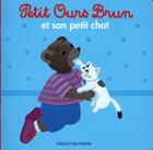 Couverture du livre « Petit Ours Brun et son petit chat » de Daniele Bour aux éditions Bayard Jeunesse