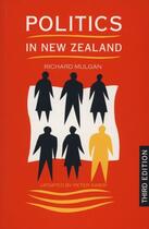 Couverture du livre « Politics in New Zealand » de Aimer Peter aux éditions Auckland University Press