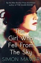 Couverture du livre « The Girl Who Fell From The Sky » de Simon Mawer aux éditions Epagine