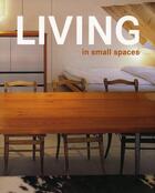 Couverture du livre « Living in small spaces » de Christia Campos aux éditions Loft
