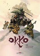 Couverture du livre « Okko : Intégrale vol.2 : Tomes 3 et 4 : le cycle de la terre » de Hub aux éditions Delcourt